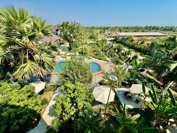 プライベートプール