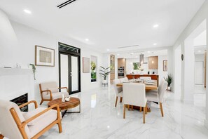 Interior - Stunning 4 Bd 4 Bth Home w/Pool (Miami)