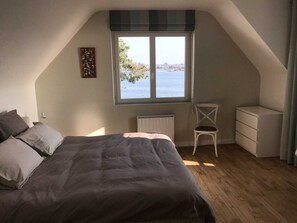 4 chambres, fer et planche à repasser, Wi-Fi