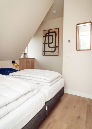 4 bedrooms, free WiFi - Family Getaway in Texel (De Koog)