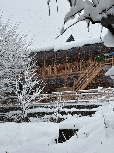 Discover Your Alpine Retreat in the Heart of the Mountains