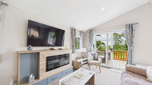 Carpenters Lodge, the perfect dog friendly retreat.