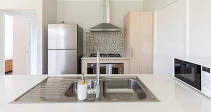 Cosy Modern Home close to Fremantle