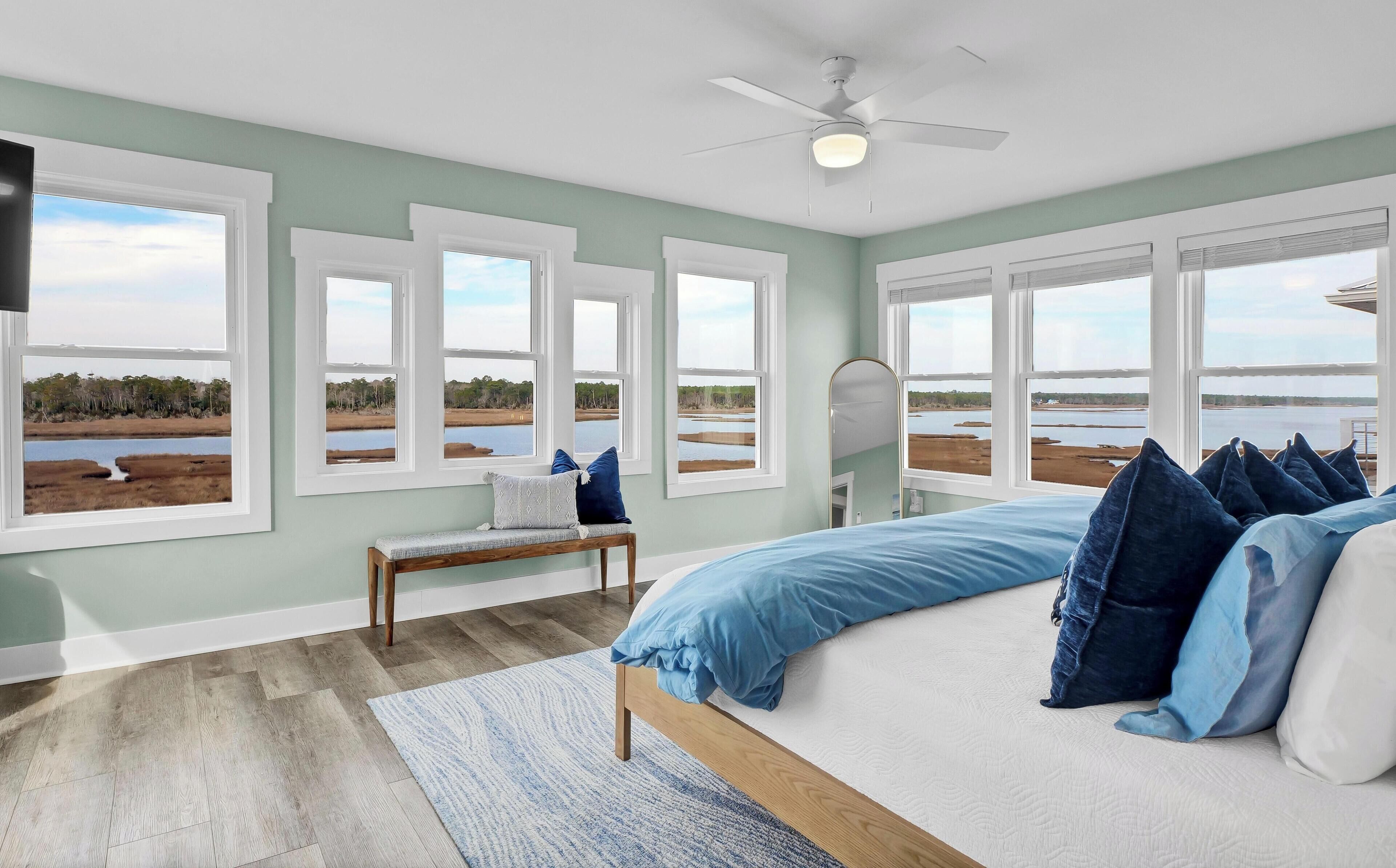 4 camere, una scrivania, ferro/asse da stiro, Wi-Fi gratuito