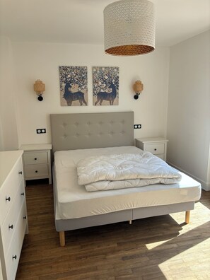 4 bedrooms, iron/ironing board, WiFi, bed sheets - La Maison de Kerguelen (Larmor-Plage)