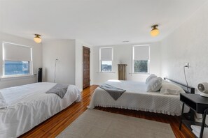 7 bedrooms, iron/ironing board, free WiFi