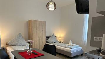 Iron/ironing board, free WiFi, bed sheets
