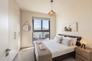 3 bedrooms, cots/infant beds, bed sheets - Protaras Hestia Seaside Villa B6 (Paralimni)