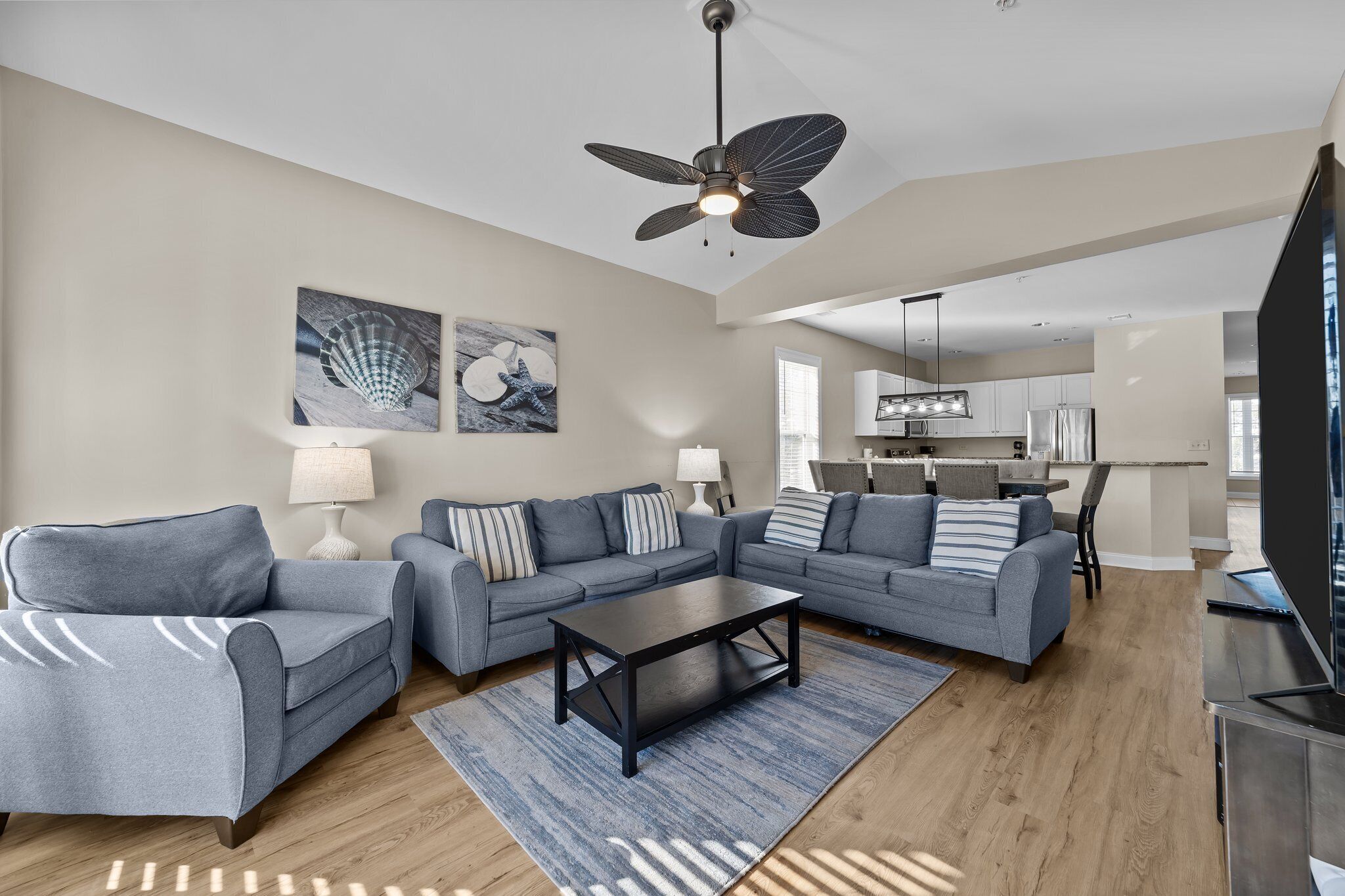 Apartment (3 Bedrooms) | Exterior