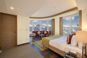 Habitación doble panorámica | Minibar, wifi gratis, ropa de cama y acceso para silla de ruedas 