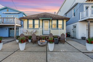 Terrace/patio - Pet Friendly | Keurig | Linen+Towels | Fast WIFI (Seaside Heights)
