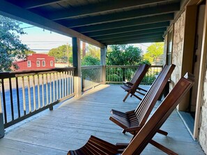 Terrace/patio - Historic Rumpel Kammer | Compound (Fredericksburg)