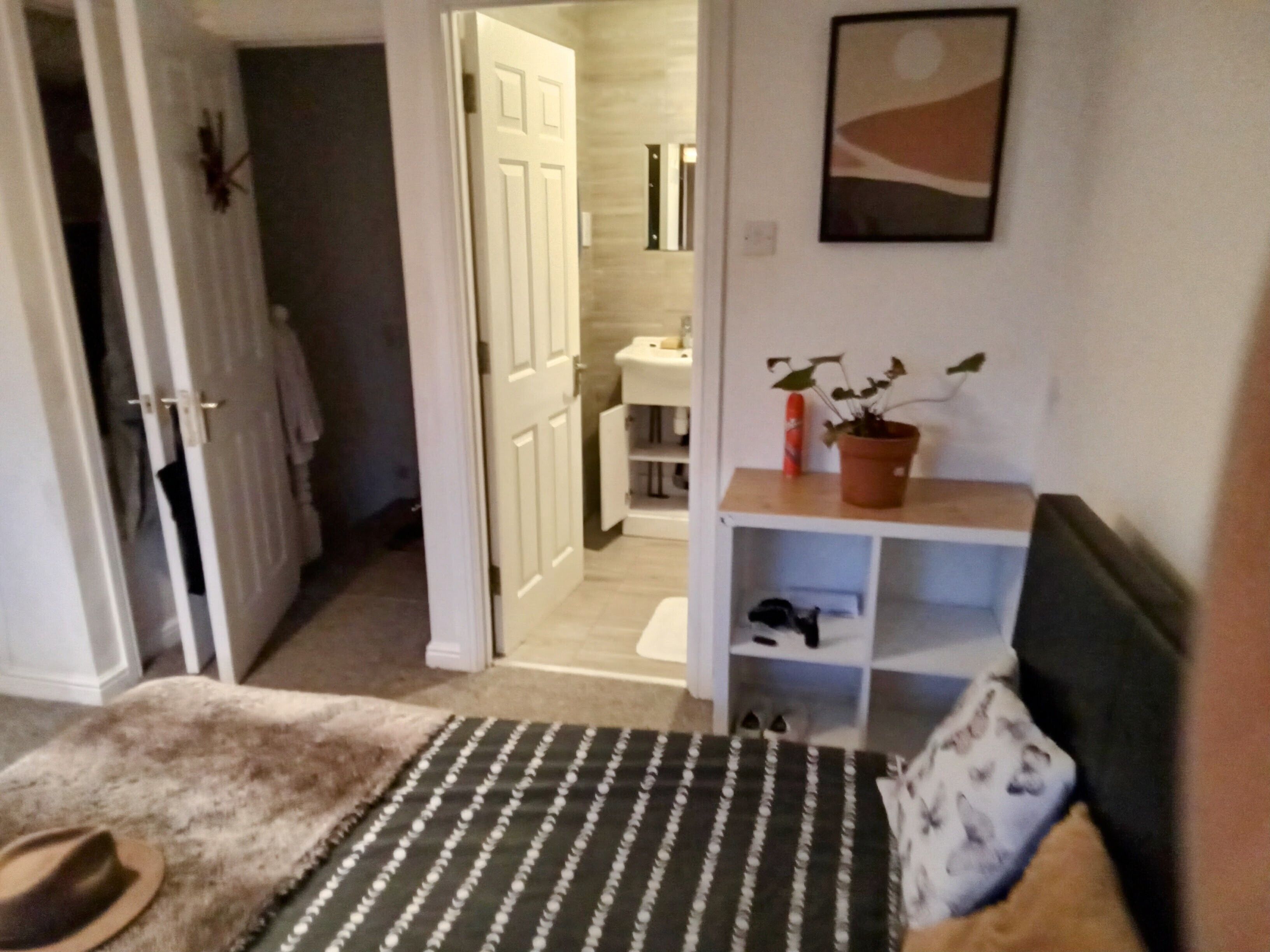 2 bedrooms, iron/ironing board, free WiFi, wheelchair access