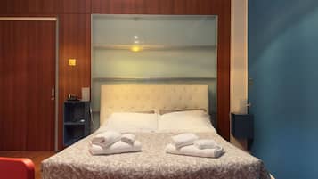 Comfort-Doppelzimmer | Hochwertige Bettwaren, Daunenbettdecken