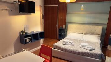 Habitación Confort doble | Ropa de cama de alta calidad y edredones de plumas