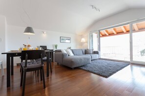 Lejlighed - 2 soveværelser - terrasse - havudsigt | Opholdsområde