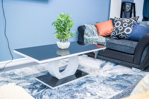 Impeccable 4-bed House in Telford, West Midlands