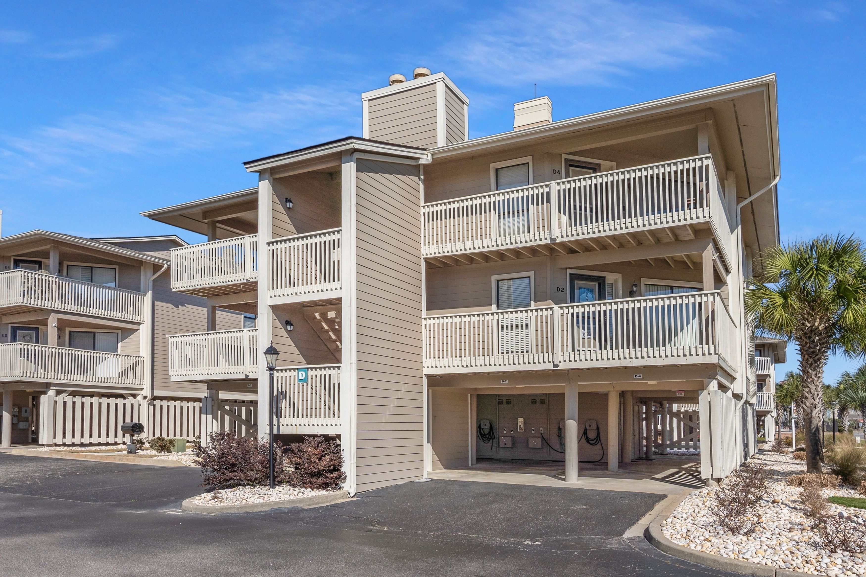 Condo, 2 Bedrooms | Exterior