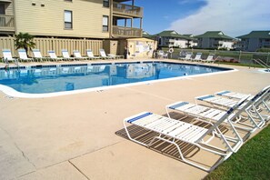 Condo, 2 Bedrooms | Pool