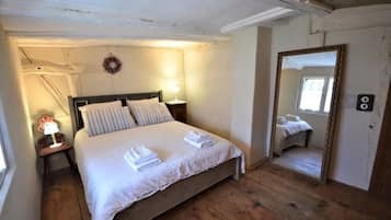 2 Schlafzimmer, Bügeleisen/Bügelbrett, Reisekinderbett, kostenloses WLAN