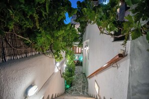 Shared Dormitory, 1 Bedroom | Property grounds - Room in Apartment - Comfort Double or Twin Room or Semi-basement (Paros)