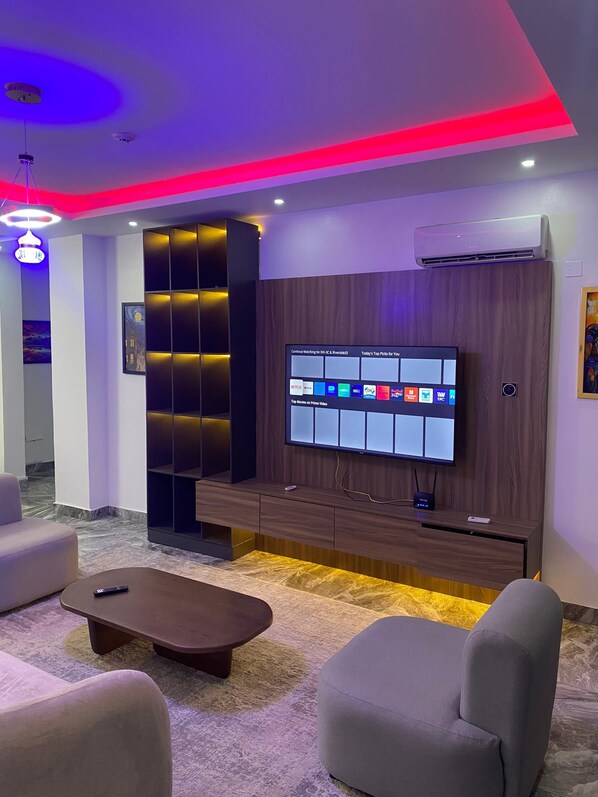 Apartment | Interior - Furnised 3 Bedroom Apartment Oniru, Lagos (Lagos)