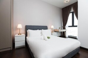 2 bedrooms, iron/ironing board, free WiFi, bed sheets
