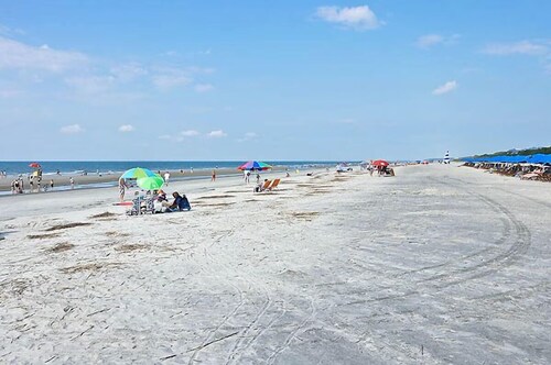 Sea Pines Fall Discount! Fabulous Updated 2Bd 2Ba Condo. Close to Beach.