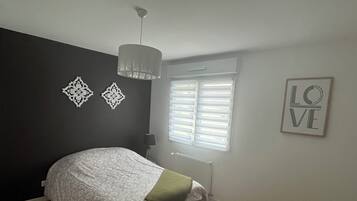 3 chambres, fer et planche Ă repasser, lit parapluie, Wi-Fi gratuit