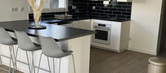 Familly house close to the train station, Reims city…