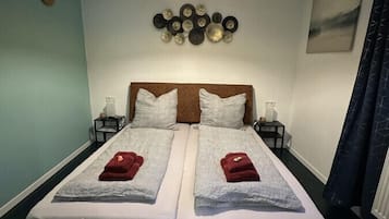 1 bedroom, free WiFi, bed sheets