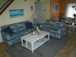 Smart TV, reproductor de DVD, libros