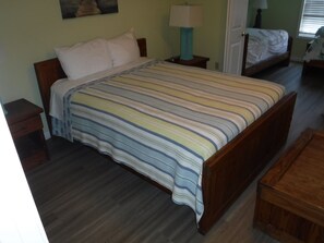 4 habitaciones, tabla de planchar con plancha y wifi gratis 