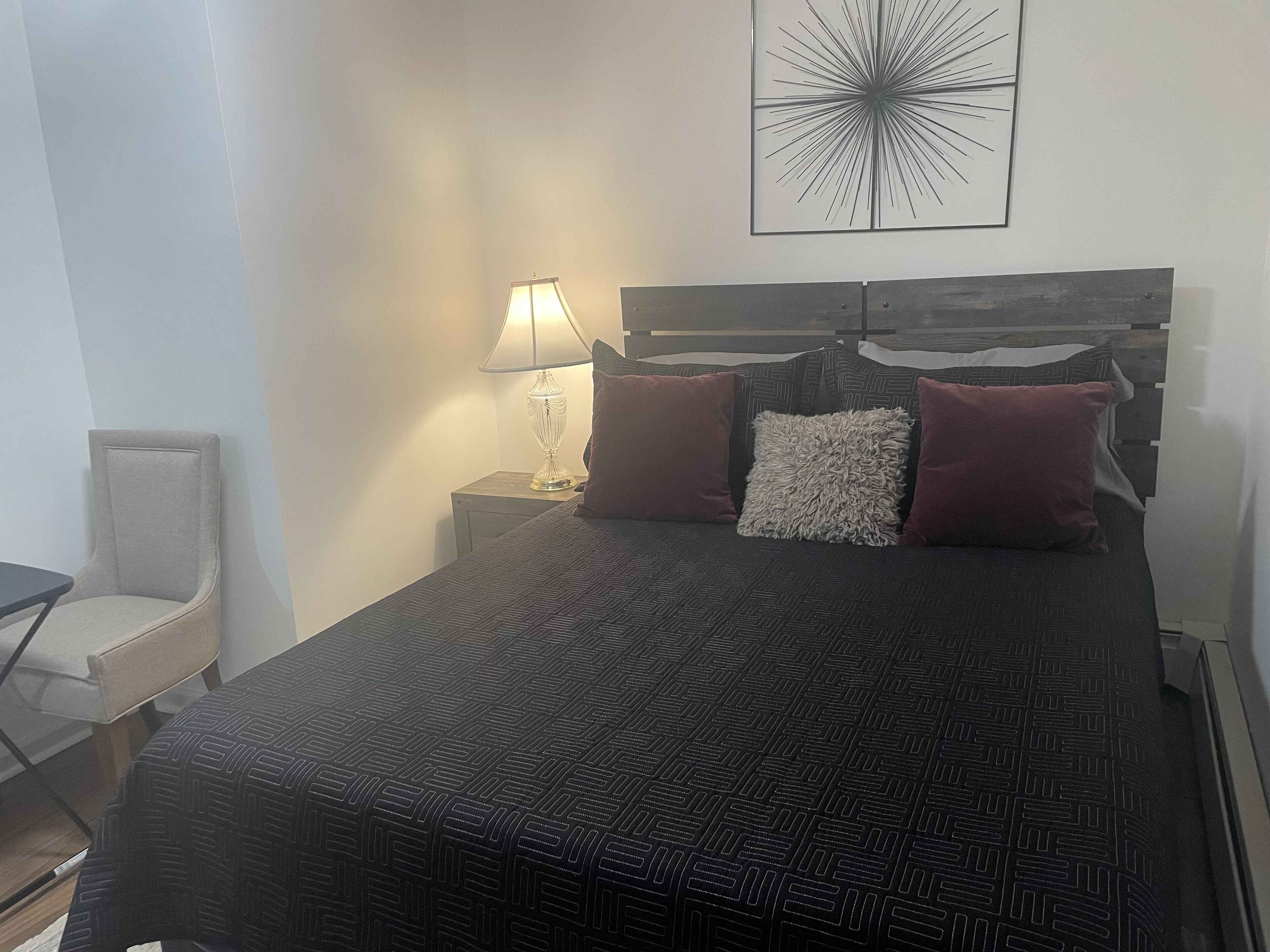 2 Schlafzimmer, Schreibtisch, Bügeleisen/Bügelbrett, kostenloses WLAN