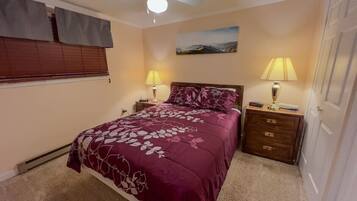 1 bedroom, desk, free WiFi, bed sheets