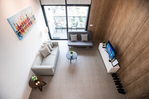 Flat-screen TV - KLCC EST Bangsar By PSM (Kuala Lumpur)