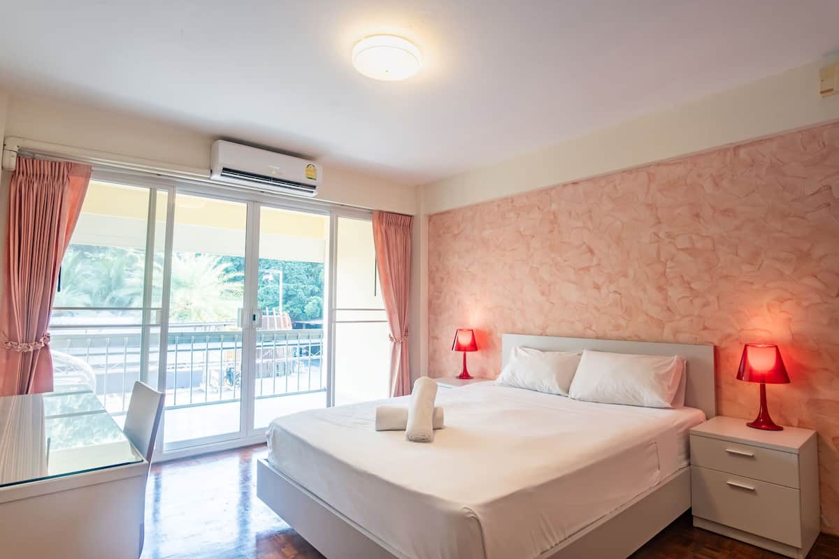 Classic Double Room, Garden View | Terrace/patio