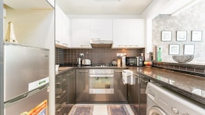 Unclassified image, 5 of 11, button - Lux Holiday Home Dubai Silverene Studios (Dubai)