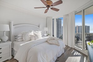2 bedrooms, free WiFi, bed sheets - ~St. Lucia 702~ Sleeps 6 ~ Gulf View~ (Destin)