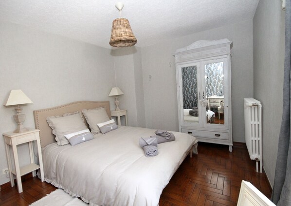 Family House | 4 bedrooms, free WiFi - Au Moulin de Bougnon (Bougnon)