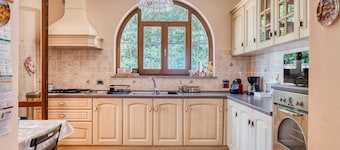 Villa del Riccio. The right place to relax in the midst of nature.