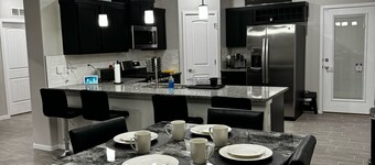 La Casita 915- HOT TUB, family-friendly! 