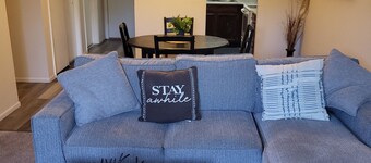 Cozy condo, walking distance to trails, shops, restaurants, fitness center.
