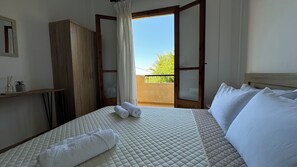 5 عدّة غرف نوم وواي فاي وملاءات أسرّة