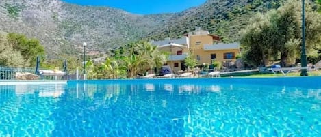 Piscina all'aperto