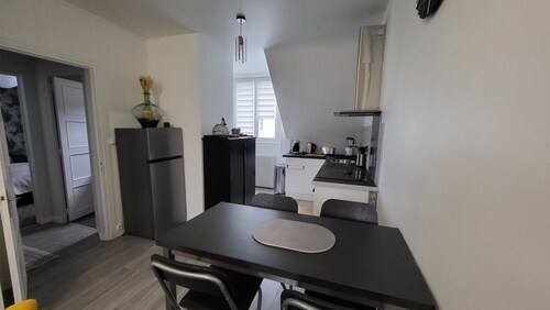 Maison Avec Garage sur la Route des Châteaux et de la Loire à Vélos