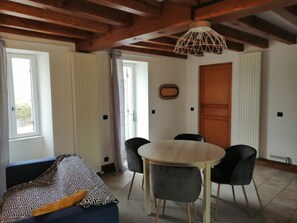 Interior - Maison Ndépendante de 60m2 au Cœur D'un Grand Jardin Avec Accès à la Piscine (Grand-Brassac)