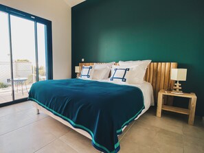 4 slaapkamers, een strijkplank/strijkijzer, wifi, beddengoed