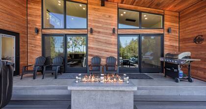 Custom modern home near Olympic National Park