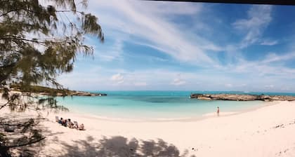 5 minute away from three breathtaking beaches